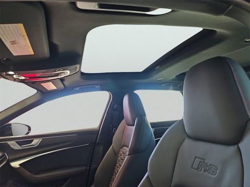 New 2026 Audi RS 6 performance image 7