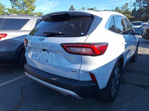 Used 2025 Ford Escape Platinum image 5