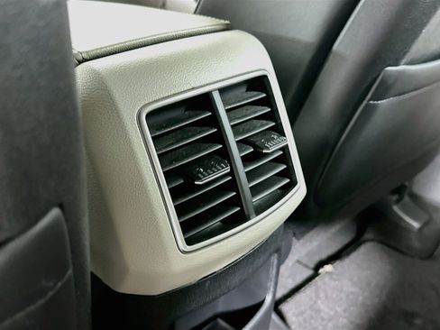 Used 2024 Kia Sportage EX FWD image 27