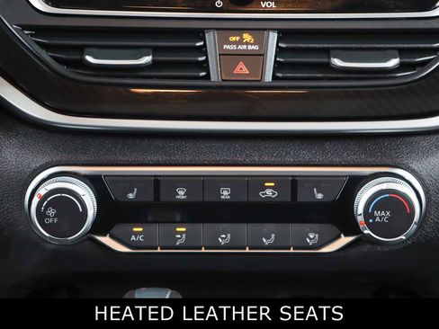 Used 2024 Nissan Altima 2.5 SR w/ SR Premium Package image 20