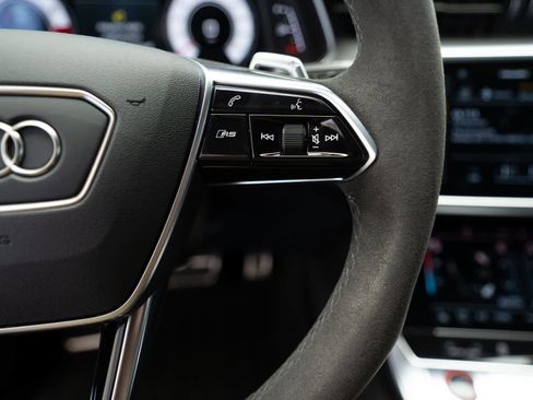 Used 2024 Audi RS 6 performance image 26