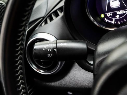 Used 2024 MAZDA MX-5 Miata RF Grand Touring image 35