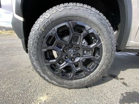 New 2026 Chevrolet Colorado Trail Boss AWD/4WD image 10