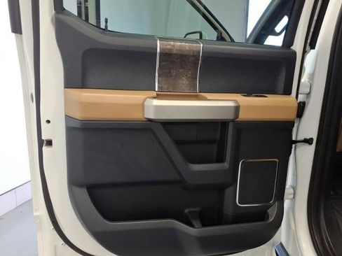 Certified 2022 Ford F250 Lariat w/ Lariat Ultimate Package AWD/4WD image 19