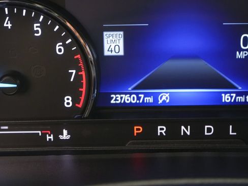 Certified 2024 Ford Explorer Limited w/ Equipment Group 301A AWD/4WD image 17