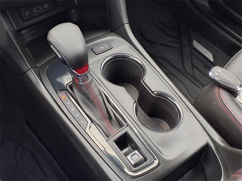 Certified 2023 Chevrolet Equinox RS w/ RS Leather Package image 7