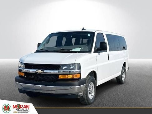 Certified 2024 Chevrolet Express 2500 LT w/ LT Preferred Equipment Group image 1