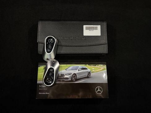 Used 2024 Mercedes-Benz S 580 4MATIC Sedan image 45