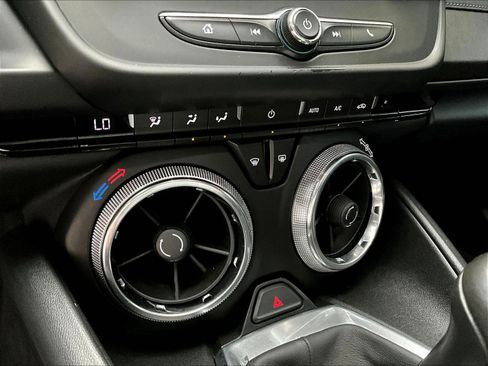 Used 2017 Chevrolet Camaro LS RWD image 13