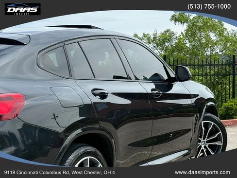Used 2019 BMW X4 xDrive30i w/ M Sport Package AWD/4WD image 6