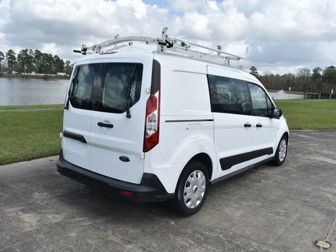 Used 2019 Ford Transit Connect XLT image 4