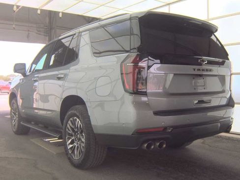Used 2025 Chevrolet Tahoe Z71 AWD/4WD image 4