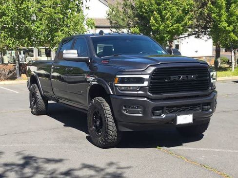 Used 2021 RAM 3500 Laramie AWD/4WD image 3