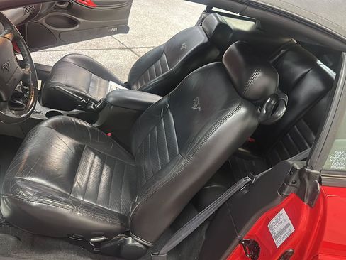 Used 2002 Ford Mustang GT RWD image 26