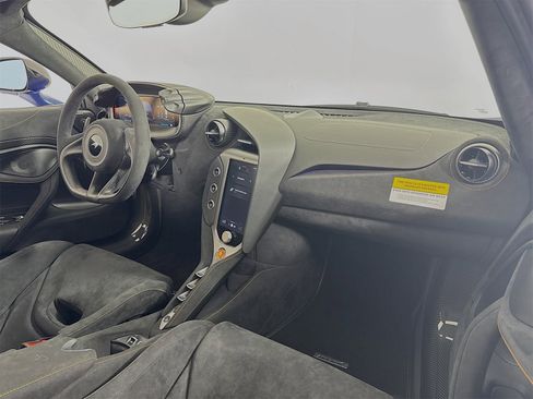 New 2026 McLaren 750S Spider image 25