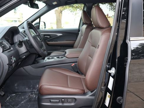 New 2025 Honda Ridgeline RTL image 9