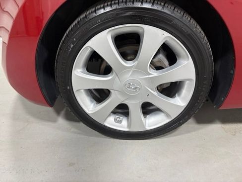 Used 2011 Hyundai Elantra Limited w/ Premium Pkg 5 FWD image 12