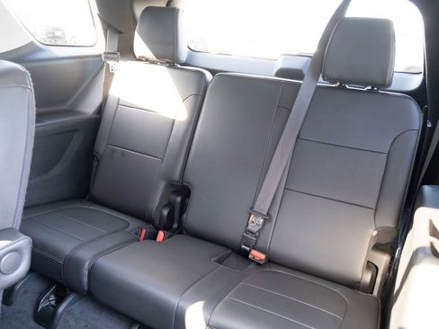 Used 2020 Chevrolet Traverse Premier w/ Redline Edition image 21