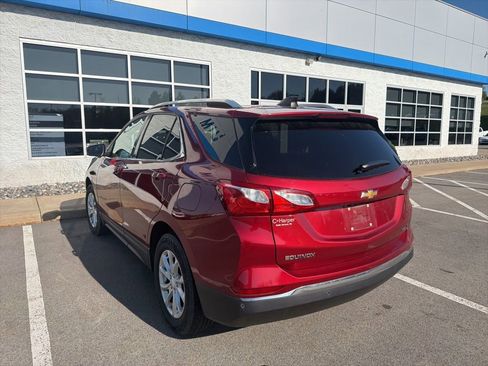 Used 2018 Chevrolet Equinox LT w/ Sun & Infotainment Package image 6