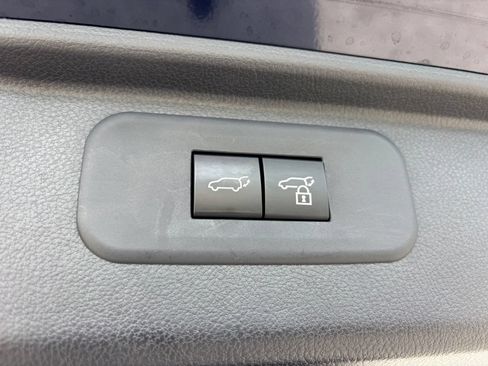 Used 2025 Toyota Grand Highlander FWD image 19