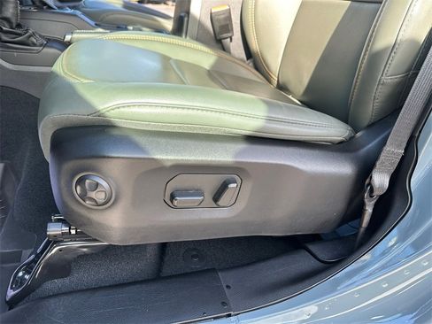 Used 2024 Jeep Gladiator Mojave w/ Convenience Group image 29