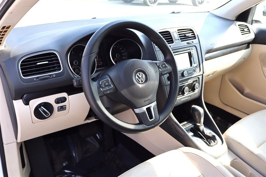 Used 2012 Volkswagen Jetta TDI FWD image 13