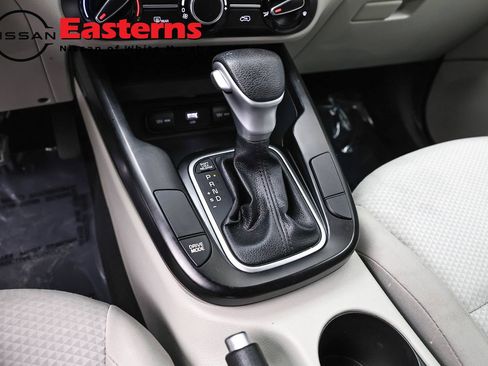 Used 2023 Kia Soul LX FWD image 13