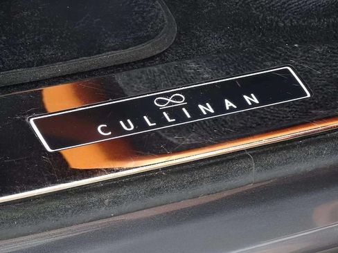 Certified 2023 Rolls-Royce Cullinan Black Badge w/ Driver's Package AWD/4WD image 24
