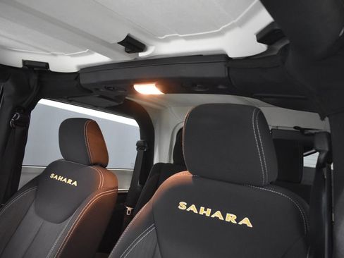 Used 2015 Jeep Wrangler Sahara w/ Connectivity Group image 14