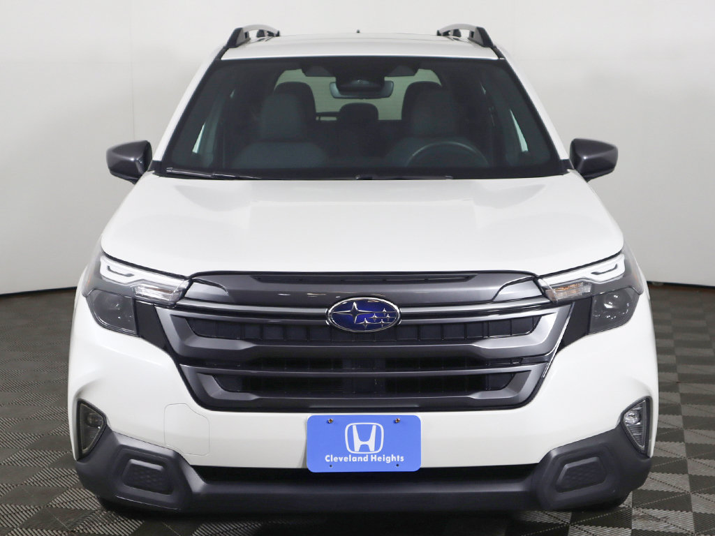 Used 2026 Subaru Forester Premium AWD/4WD image 11