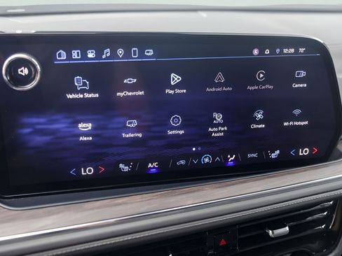 Used 2025 Chevrolet Tahoe LT AWD/4WD image 19