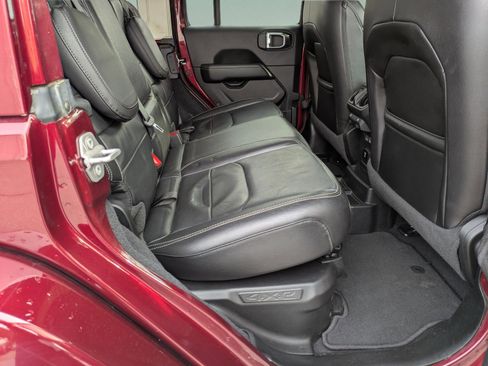 Used 2021 Jeep Wrangler Unlimited Sahara w/ Cold Weather Group image 14