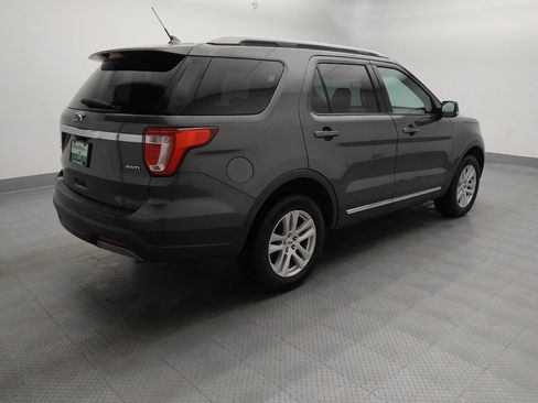 Used 2019 Ford Explorer XLT w/ Equipment Group 201A AWD/4WD image 10