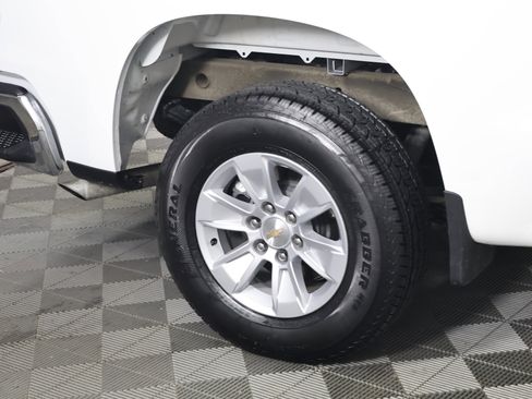 Used 2025 Chevrolet Silverado 1500 LT AWD/4WD image 53