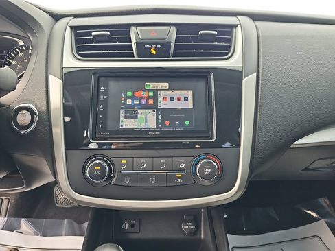 Used 2017 Nissan Altima 2.5 SR w/ Midnight Edition Package FWD image 20