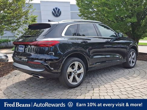 Used 2025 Audi Q5 Premium Plus w/ Premium Plus AWD/4WD image 7