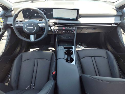 New 2025 Hyundai Sonata Limited image 12