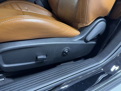 Used 2019 Dodge Challenger SRT Hellcat Redeye image 14