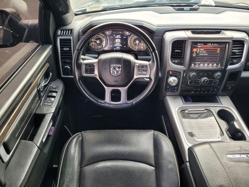 Used 2017 RAM 1500 Limited image 11