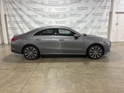 Used 2023 Mercedes-Benz CLA 250 CLA 250 image 2