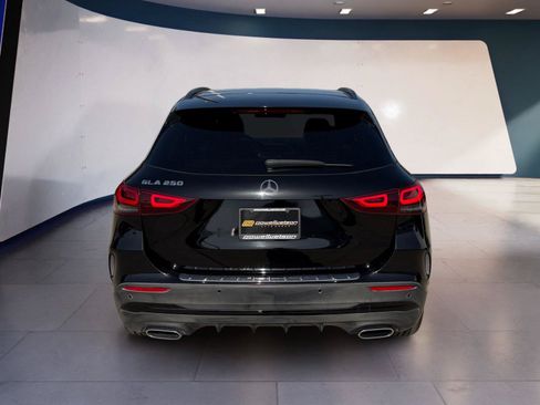 Used 2021 Mercedes-Benz GLA 250 image 4