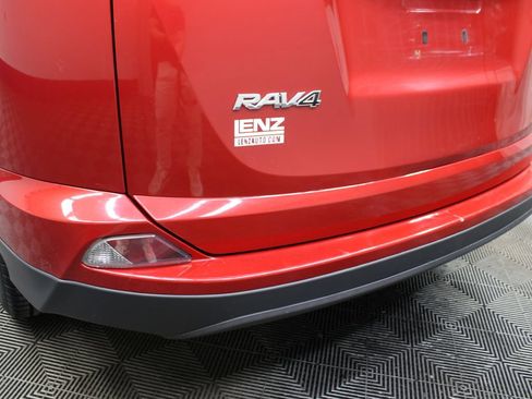 Used 2016 Toyota RAV4 LE AWD/4WD image 34
