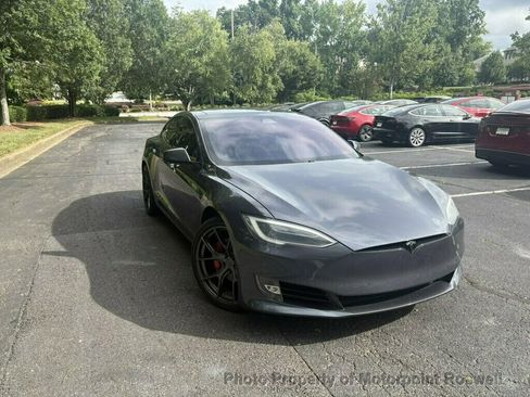 Used 2018 Tesla Model S P100D AWD/4WD image 2