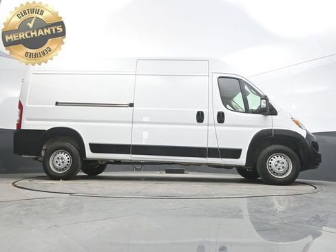 Used 2025 RAM ProMaster 2500 w/ Convenience Group FWD image 34