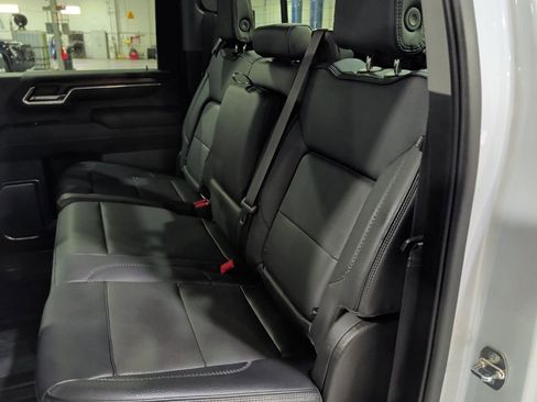 Used 2024 GMC Sierra 2500 Denali w/ Denali Reserve Package image 16