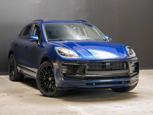 Certified 2023 Porsche Macan GTS AWD/4WD image 9