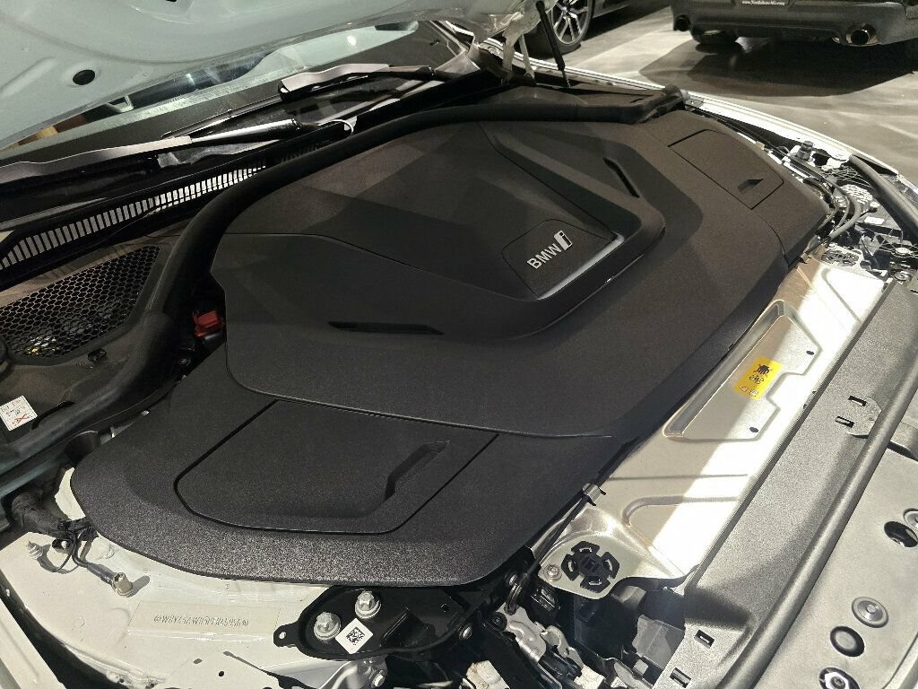 Used 2023 BMW i4 eDrive35 w/ Premium Package RWD image 35