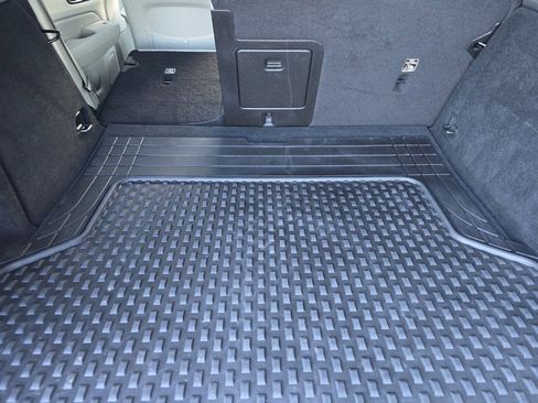 Used 2022 Volvo V60 T5 Cross Country w/ Advanced Package image 15