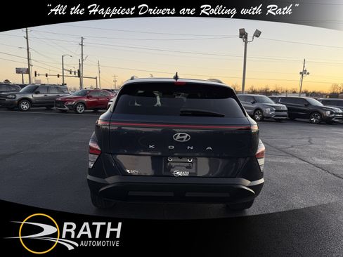 Used 2024 Hyundai Kona SEL image 8