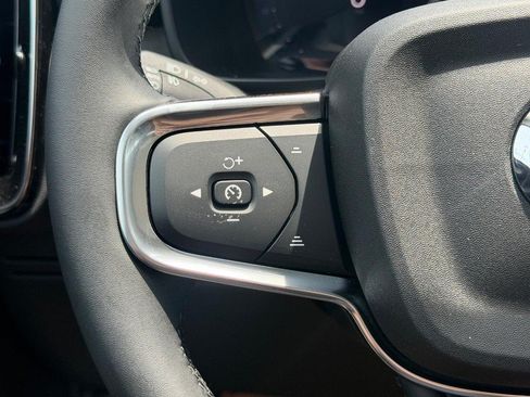 New 2026 Volvo XC40 B5 Plus w/ Protection Package Premier AWD/4WD image 10